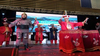 Bursa Mehter Takımı Fransayı fethetti