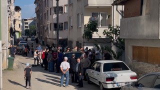 Bursada çöp atma kavgası: 1i ağır 3 yaralı