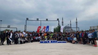 BUÜde Aileler Yarışıyor temalı oryantiring bayrak yarışı