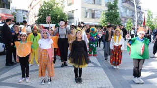 Büyükçekmecede Tiyatro Festivalinin perdesi açıldı