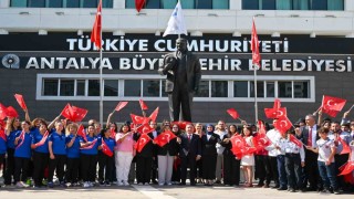 Büyükşehir Belediyesinde 19 Mayıs coşkusu törenle başladı