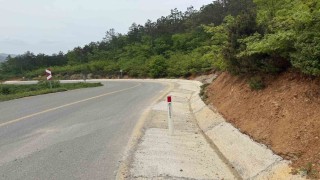 Büyükşehirden güvenli ulaşım için 2 ilçeye 20 kilometrelik montaj