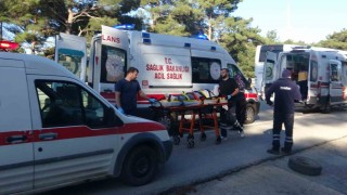 Çanakkalede trafik kazası: 2 yaralı