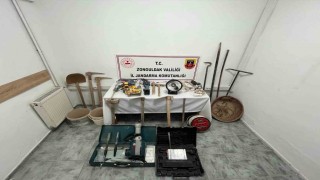 Çaycumada kaçak kazı yapan 5 kişi yakalandı
