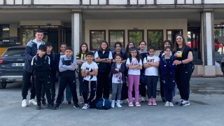 Çayırovalı minik yüzücülerden 35 madalya ve Türkiye şampiyonluğu