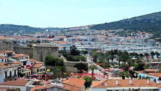 Çeşme, bayramda 1 milyon kişi bekliyor