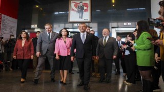 CHP lideri Özgür Özel, DEM Parti heyetini kabul etti