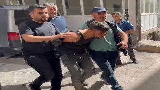 Çocuğu araçtan attı, aracı çalıp kaçtı