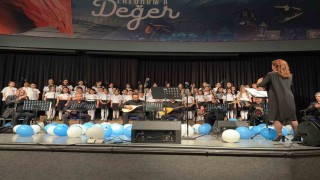 Çocuk korosundan muhteşem konser