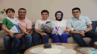Çocuklarına en iyi şekilde bakıyor, başarılı bir avukat olmak istiyor