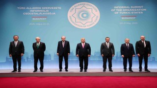 Cumhurbaşkanı Erdoğan, Türk Devletleri Teşkilatı Zirvesinde aile fotoğrafına katıldı