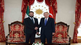 Cumhurbaşkanı Recep Tayyip Erdoğan, Suriye Devlet Başkanı Ahmed Şara ile Dolmabahçede bir araya geldi.