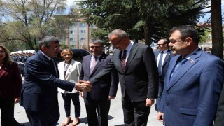 Cumhurbaşkanı Yardımcısı Yılmaz: Ana muhalefet partisinin tek yaptığı popülizm