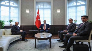 Dışişleri Bakanı Fidan, Sırbistanda Sosyal Demokrat Parti Genel Başkanı Layici kabul etti