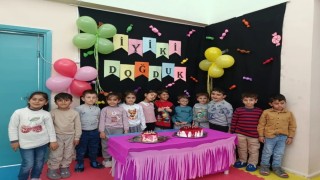 Diyadinde miniklere ortak doğum günü sürprizi