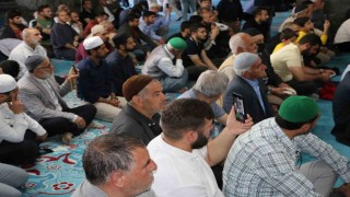 Diyarbakır Ulu Camiinde dünya birincisi hafızlar Kuran-ı Kerim okudu
