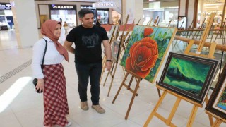 Diyarbakırda ‘Öğretmen Renkleri resim sergisi açıldı