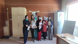 Doğal olan normal doğum farkındalık standı açıldı