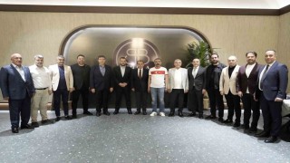 Dursun Özbek ve Ertuğrul Doğan dostluk yemeğinde bir araya geldi