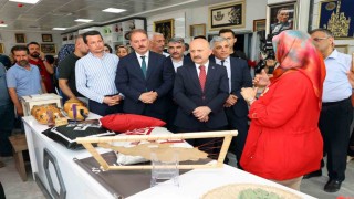 El emeği göz nuru eserler sergilendi