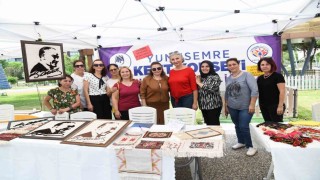 El emeği göz nuru ürünler Atatürk Kent Parkında satışta