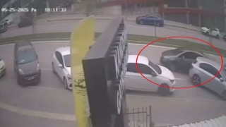 El freni çekilmeyi unutulan araç kazaya böyle karıştı