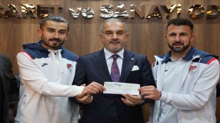 Elazığ TSOdan Elazığspora 10 milyon liralık çek