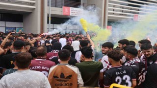 Elazığsporlu taraftarlardan takıma tam destek