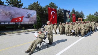 Engelli bireyler, temsili askerlik yemini ile Mehmetçik oldu