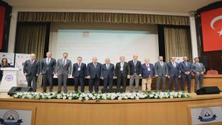 Erciyes Üniversitesinde Uluslararası Yapay Zeka Hukuku ve Hukukta Dijitalleşme Sempozyumu düzenlendi