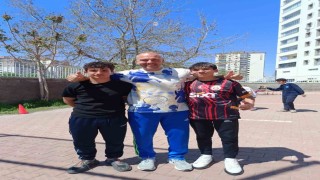ERÜden ‘Bir gün değil, her gün sizinleyiz etkinliği