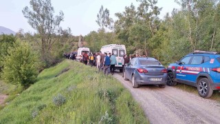 Erzincanda devrilen traktörün altında kalan sürücü hayatını kaybetti