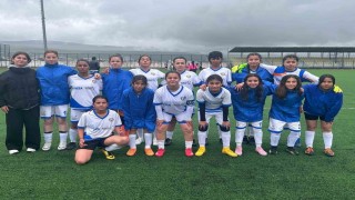 Erzincanlı kadın futbolcular Ardahan yolcusu