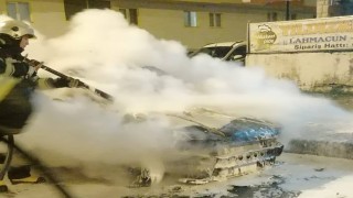 Erzurumda araç yangını korkuttu