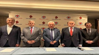 Eş dost tavsiyesiyle ilaç almak yerini, yapay zeka destekli sahte uzmanlara bıraktı