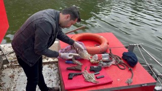 Eskişehirde temizlik görevlileri, çöp yerine tabanca topladı