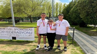 Eskişehirli özel sporculardan atletizmde büyük başarı
