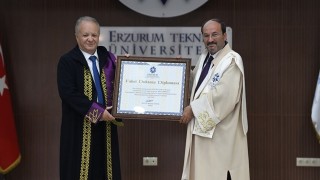 ETÜde 2024-2025 yılı akademik giysi ve ödül töreni gerçekleştirildi