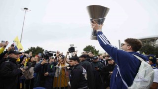 Euroleague şampiyonu Fenerbahçe, İstanbula döndü