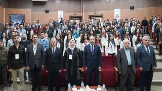 Fen Lisesi Öğrencileri ETÜde düzenlenen sempozyumda buluştu
