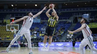 Fenerbahçe Beko, sezonun bitimine 2 hafta kala liderliği garantiledi