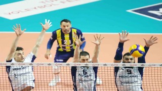 Fenerbahçe sezonu 3. sırada tamamladı