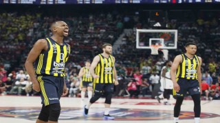 Fenerbahçe, THY Euroleaguede kupa için parkede