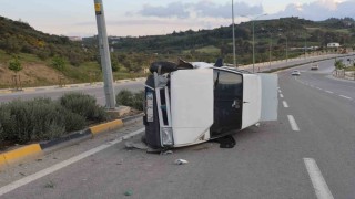 Fiat Tofaşın hurdaya döndüğü kazada 4 kişi yaralandı