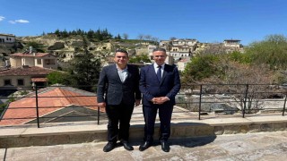 Filistin Devleti Ankara Büyükelçisi Faed Halid Abd Mustafa KÜNü ziyaret etti
