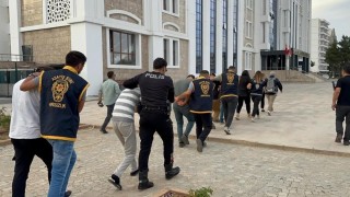 Fuhuş operasyonunda 3 şahıs tutuklandı