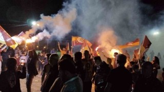 Galatasaray 25. şampiyonluğu Denizlide coşkuyla kutlandı