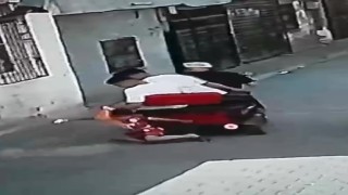 Galatasaray formalı çocuğu sürüklediler, Şaka savunması yaptılar