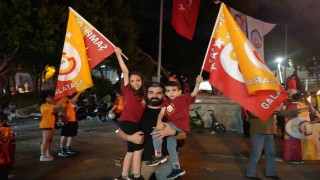 Galatasaray şampiyon oldu, Antalya sokaklara döküldü