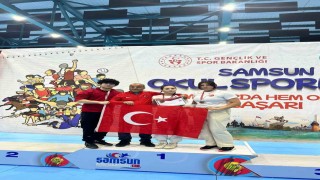 Gazi Anadolu Lisesi öğrencileri Türkiye şampiyonasında kürsüye çıktı